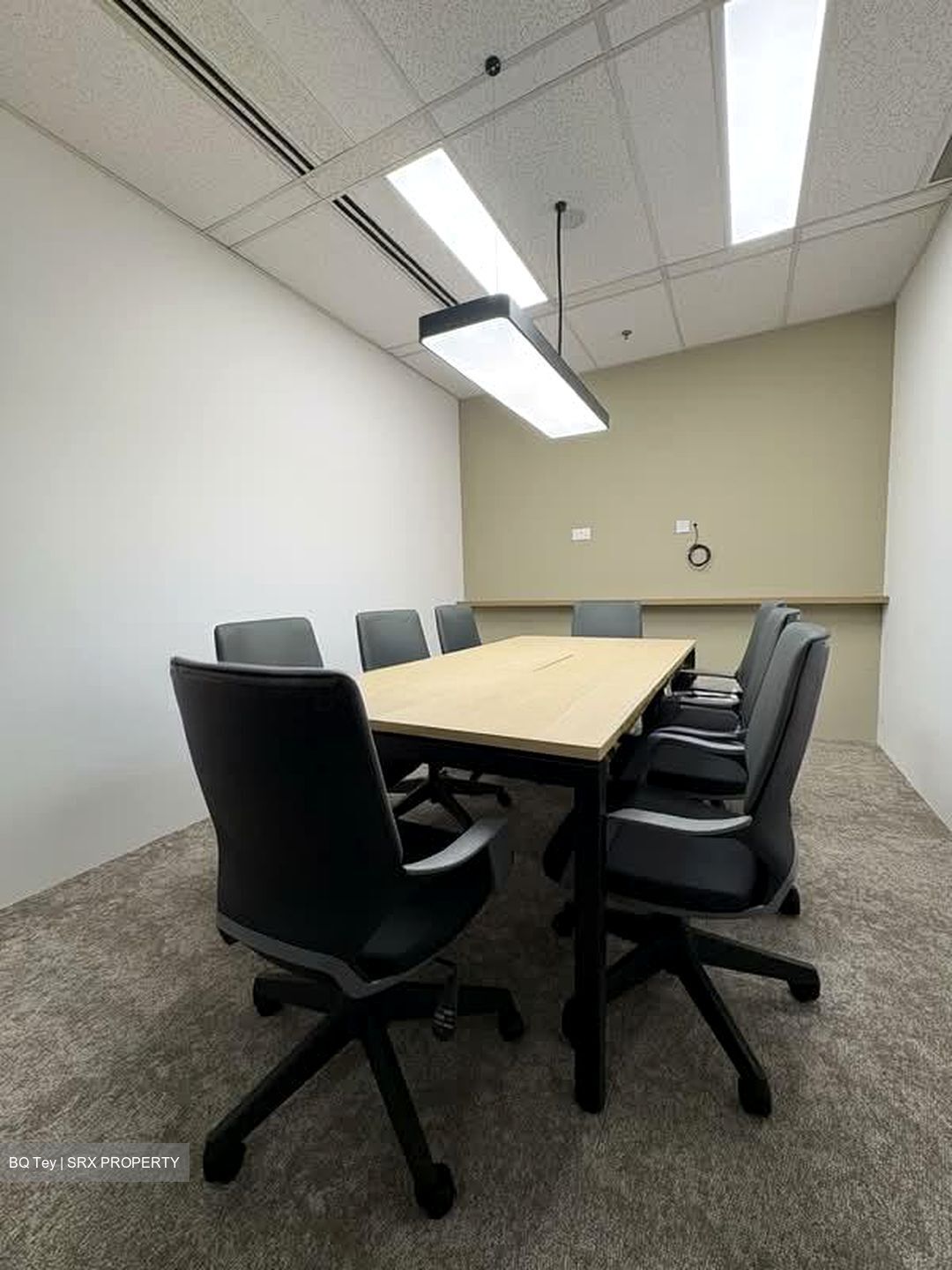 Abi Plaza (D2), Office #547255431